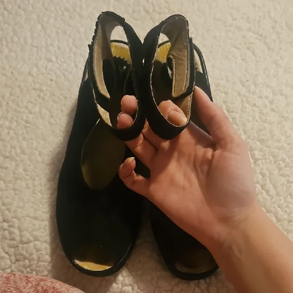 Fly London Black Wedge Elegance - Picture 2 of 9